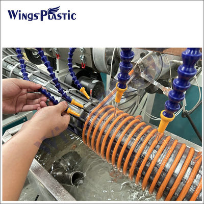 Línea de máquinas de extrusión de plástico para la manguera de aspiración de PVC en espiral / Línea de producción de extrusores de tuberías de manguera de aspiración de PVC en plástico